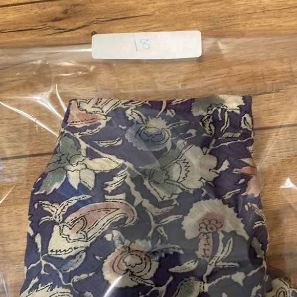 Lucky Brand Blue Fall Floral Shirt Blouse Boho Peasant Women's Size Small - Picture 13 of 13